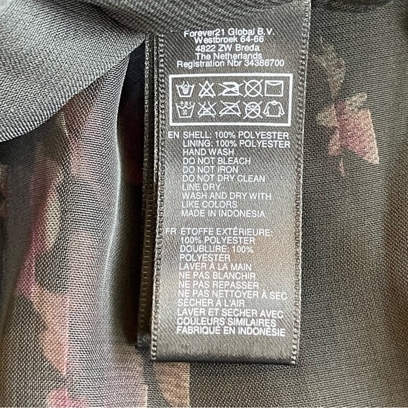 Forever21 Black Pleated Floral Pink and White Strapless Mini Dress in Size Small - Picture 9 of 12